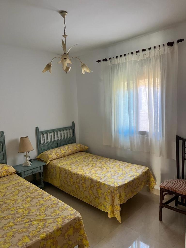 Cala De 2 Apartment *
